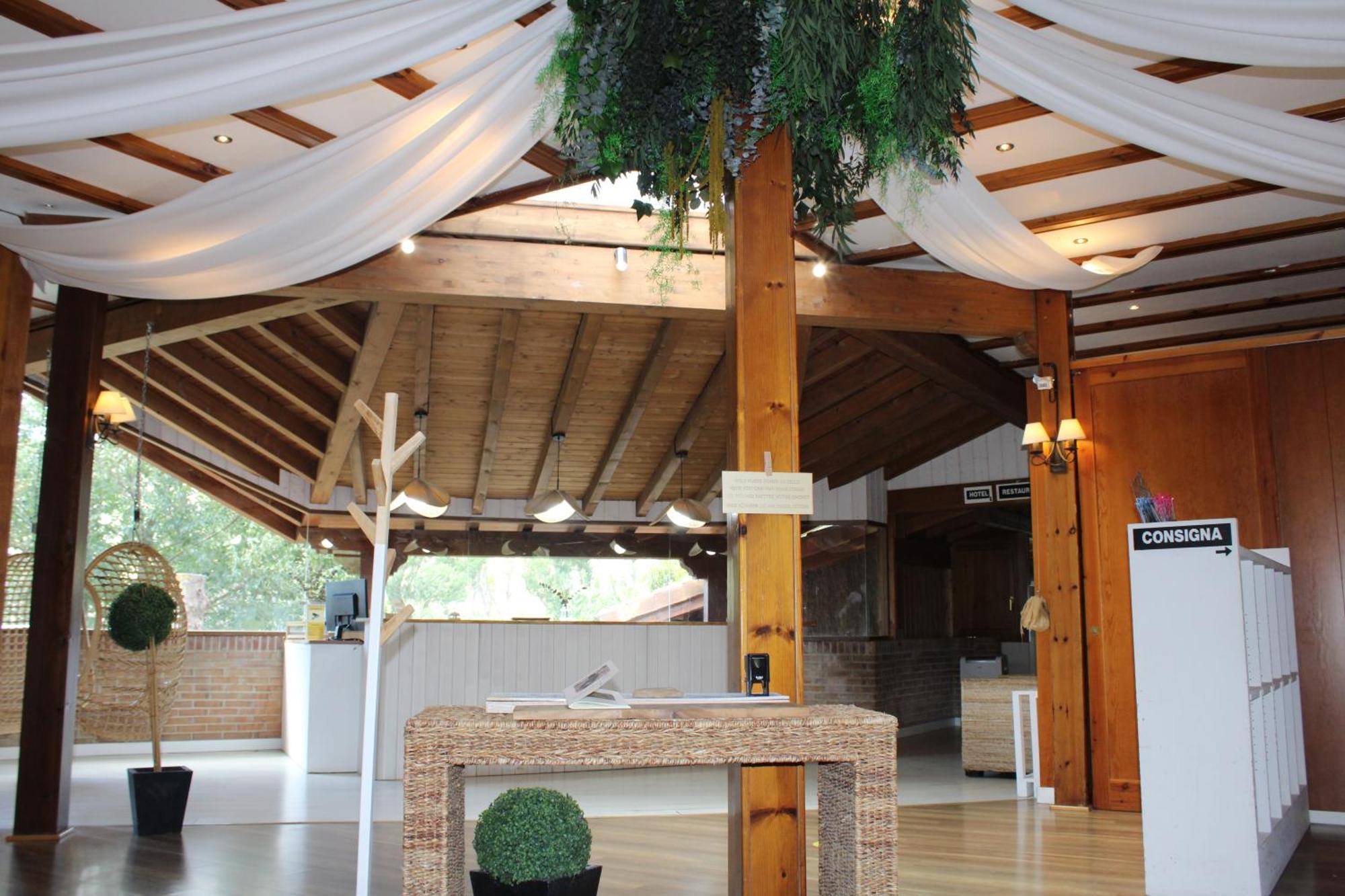 Hotel Jakue Puente la Reina Εξωτερικό φωτογραφία