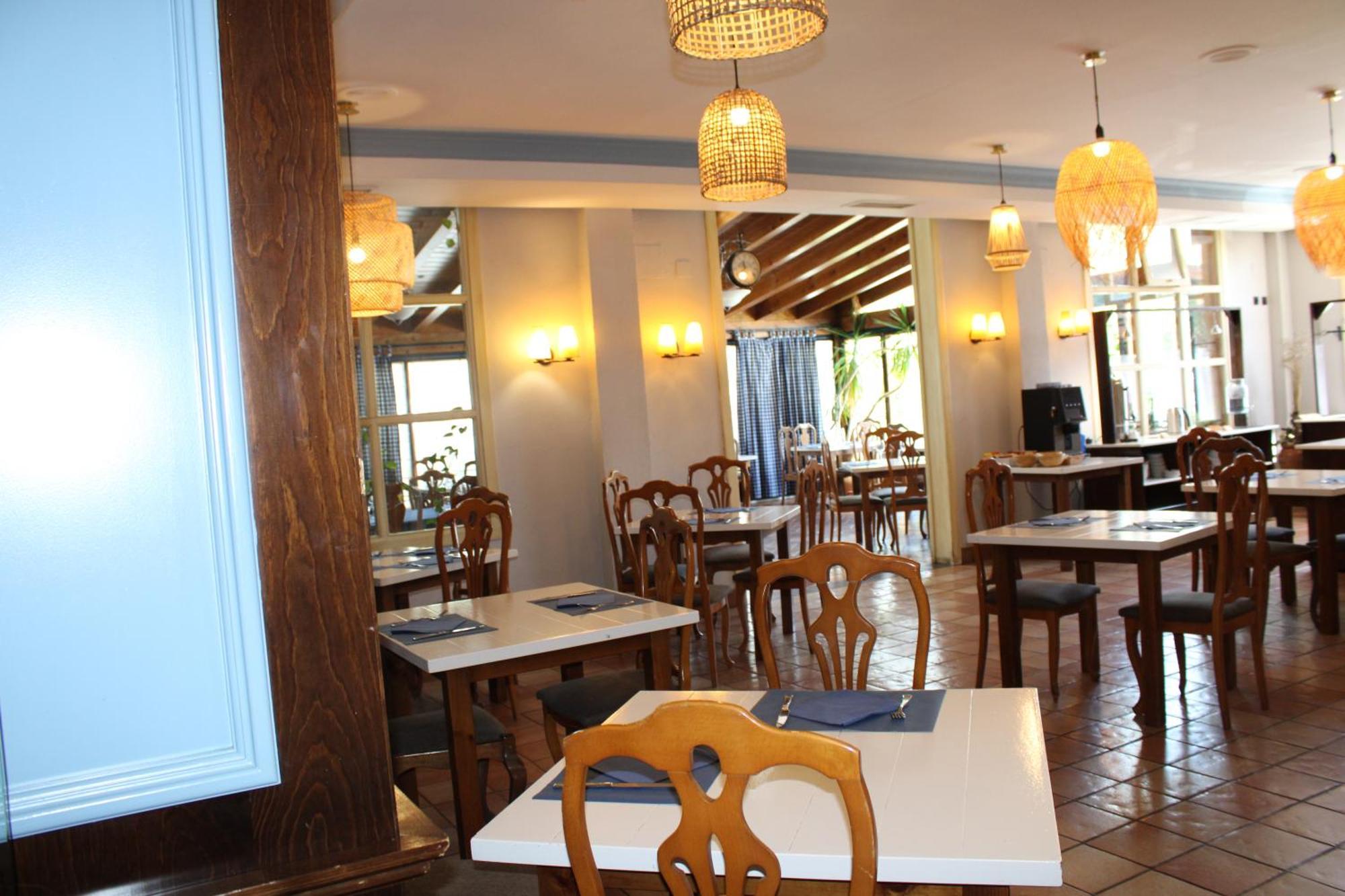 Hotel Jakue Puente la Reina Εξωτερικό φωτογραφία