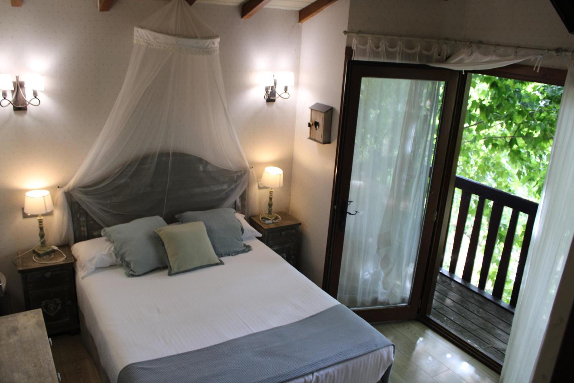 Hotel Jakue Puente la Reina Εξωτερικό φωτογραφία