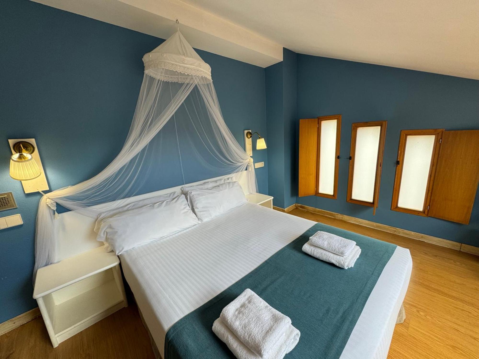 Hotel Jakue Puente la Reina Εξωτερικό φωτογραφία