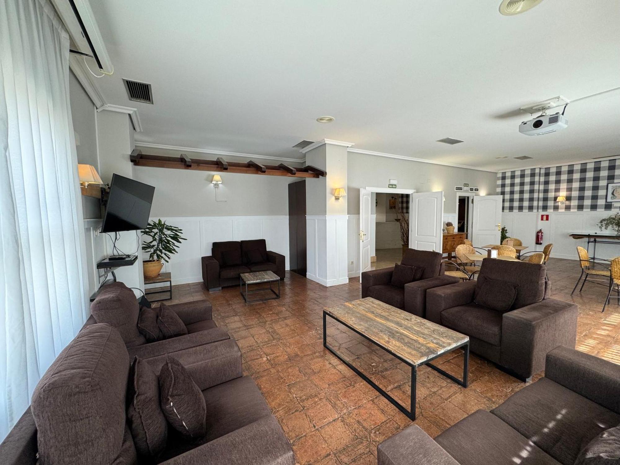 Hotel Jakue Puente la Reina Εξωτερικό φωτογραφία