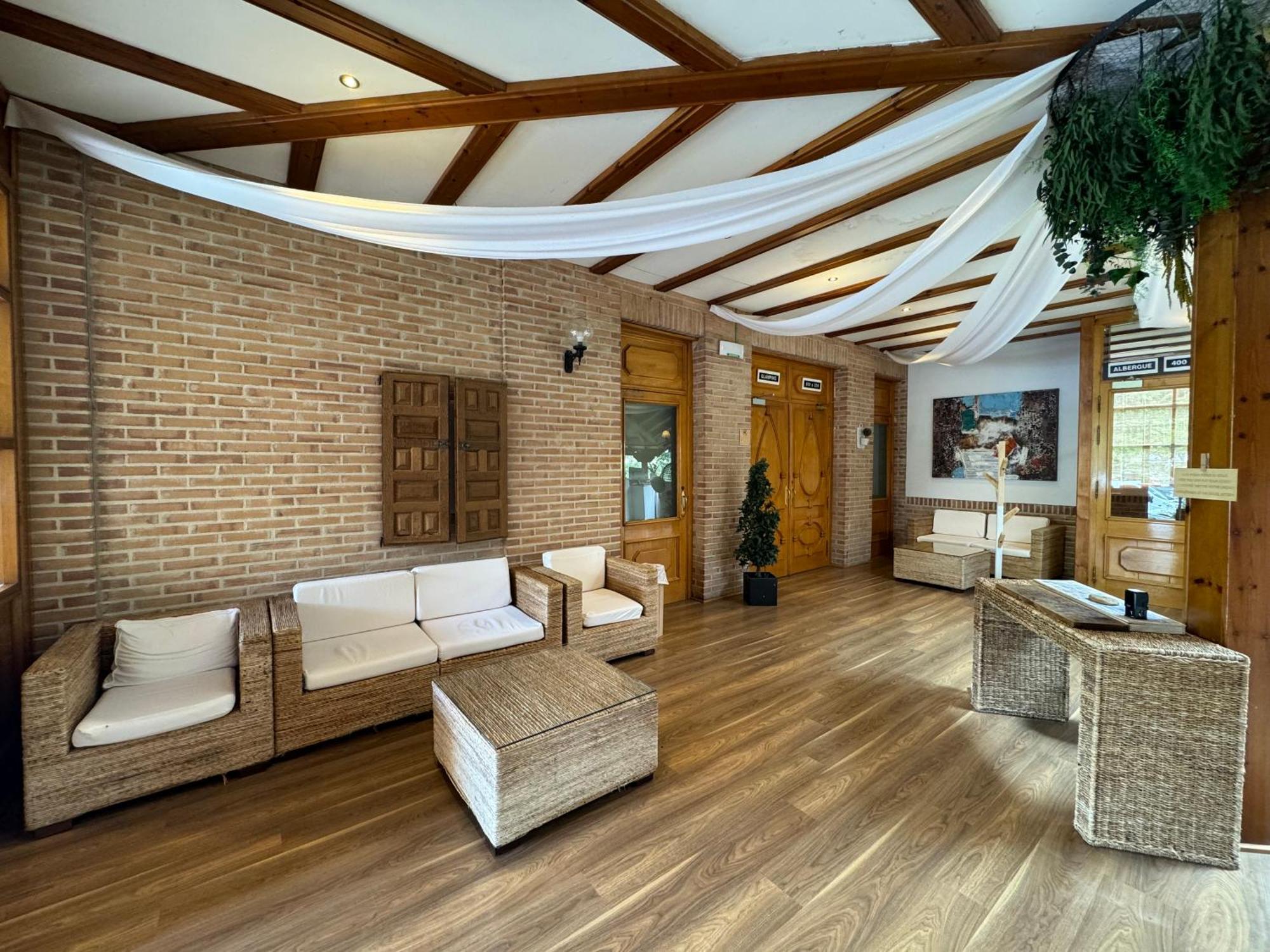 Hotel Jakue Puente la Reina Εξωτερικό φωτογραφία